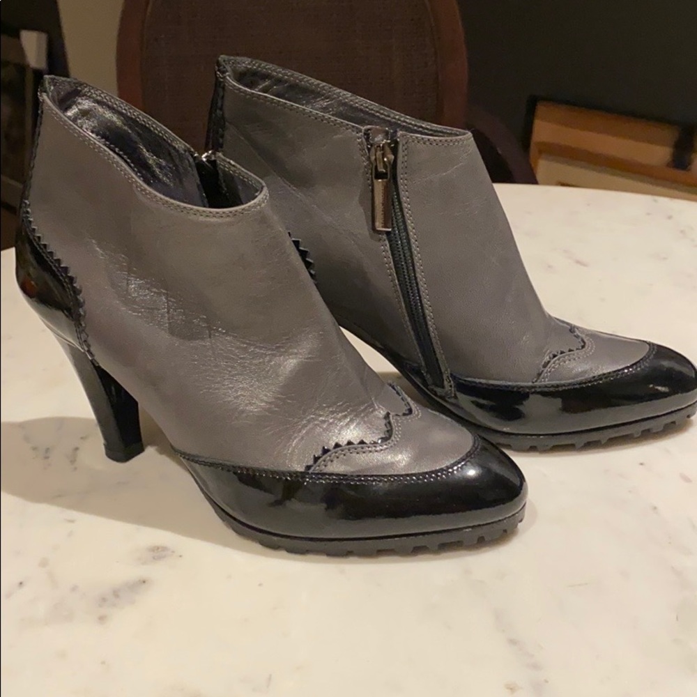 Taryn Rose Oxford Zip heeled all weather boots